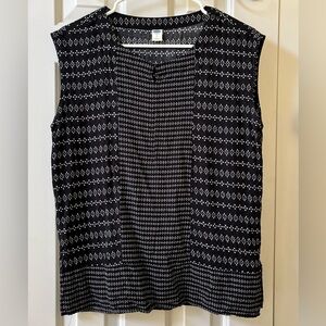 Old Navy Sleeveless Flowy Blouse